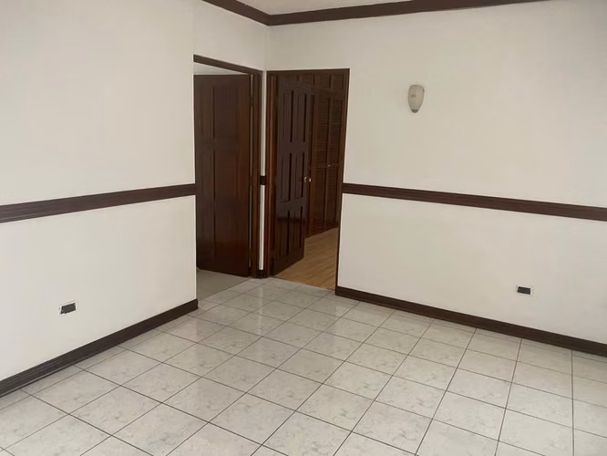 ALQUILER CASA $ 1.500 BELLO HORIZONTE - Imagen 5