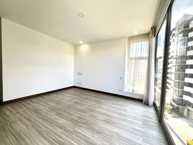 NUNCIATURA | 200 M² FRENTE A PARQUE EN TORRE| 3 HAB + BALCÓN CON VISTA