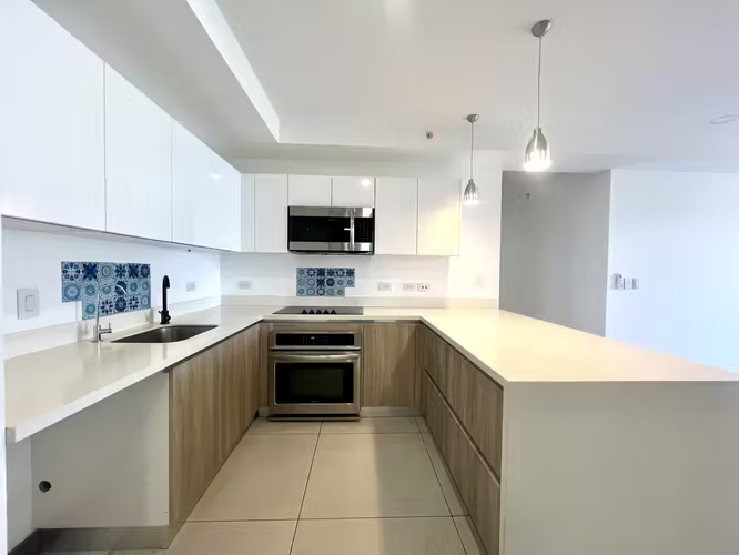 NUNCIATURA | 200 M² FRENTE A PARQUE EN TORRE| 3 HAB + BALCÓN CON VISTA