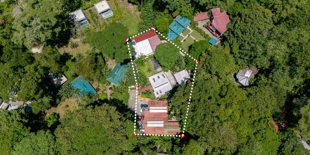 Commercial 12BR in Puerto Viejo Playa Chiquita - Income Villas - 8%