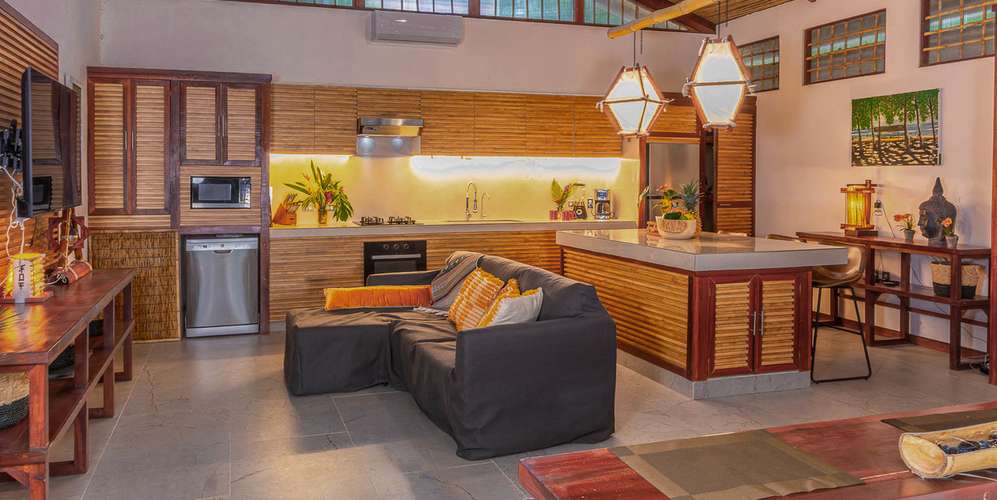 Commercial 12BR in Puerto Viejo Playa Chiquita - Income Villas - 8%