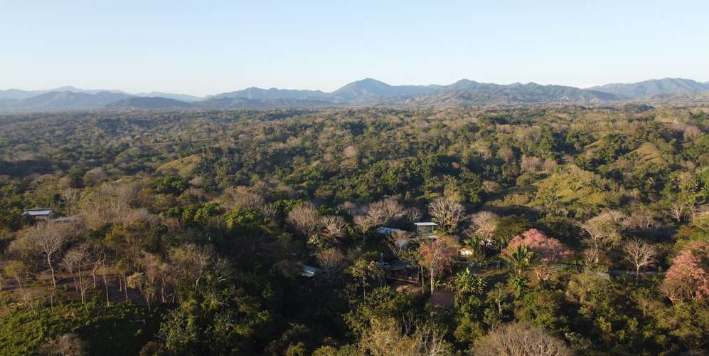 Casa 2 habs en Santa Teresa Playa Hermosa - vista a la jungla - lista - Imagen 4