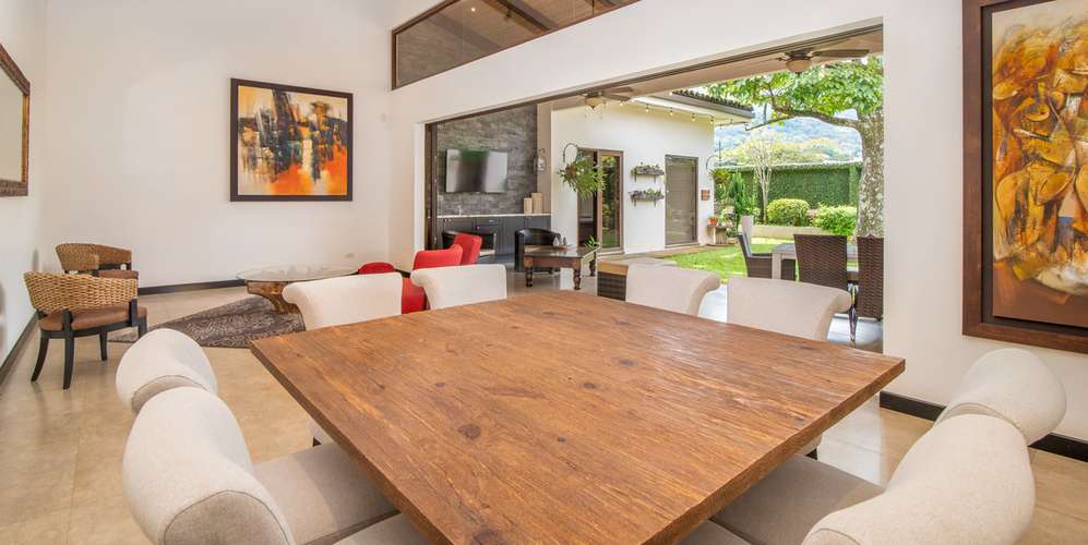 Casa 4 habs en Santa Ana Piedades Balcanes - piscina y jardín central - Imagen 4