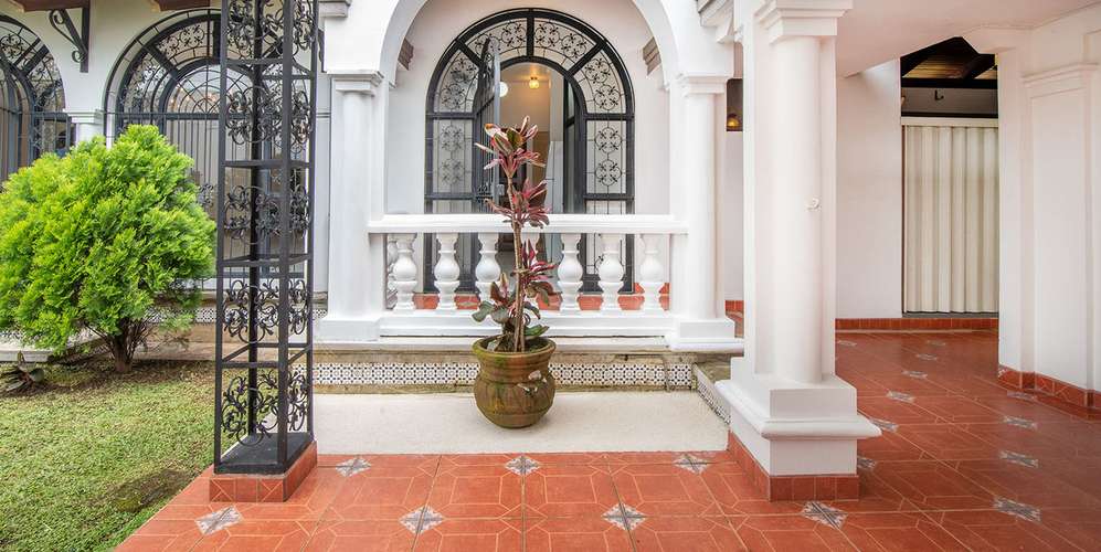 Casa 4 habs en Curridabat Guayabos - barrio exclusivo - luz natural y - Imagen 5