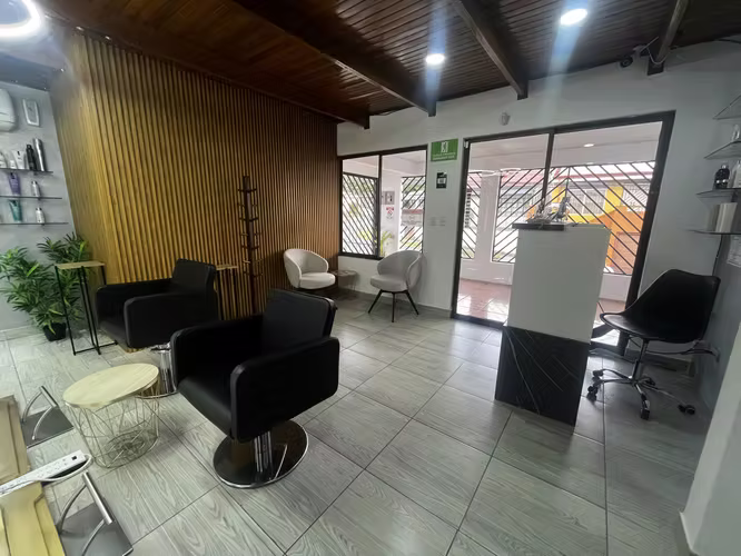 REBAJADO Venta de negocio centro de belleza y spa en barva de Heredia - Imagen 12