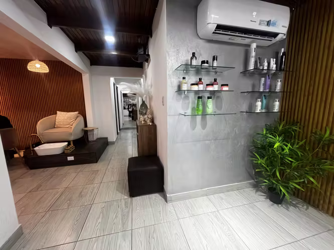 REBAJADO Venta de negocio centro de belleza y spa en barva de Heredia - Imagen 6