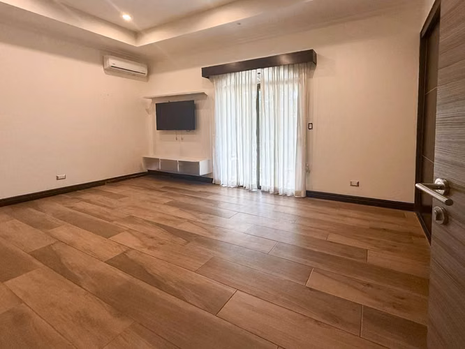 VENTA Y ALQUILER DE CASA EN VISTA VERDE DE UN NIVEL - LINDORA - Imagen 9