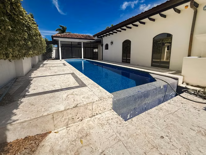 VENTA Y ALQUILER DE CASA EN VISTA VERDE DE UN NIVEL - LINDORA - Imagen 15