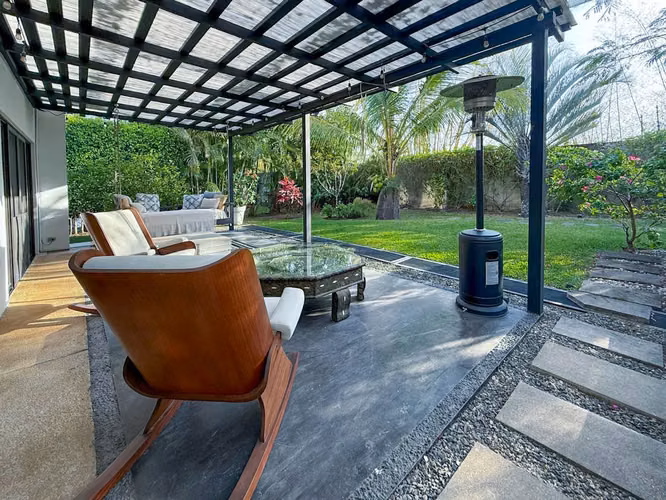 CASA EN ALQUILER EN HACIENDA ESPINAL AMUEBLADA