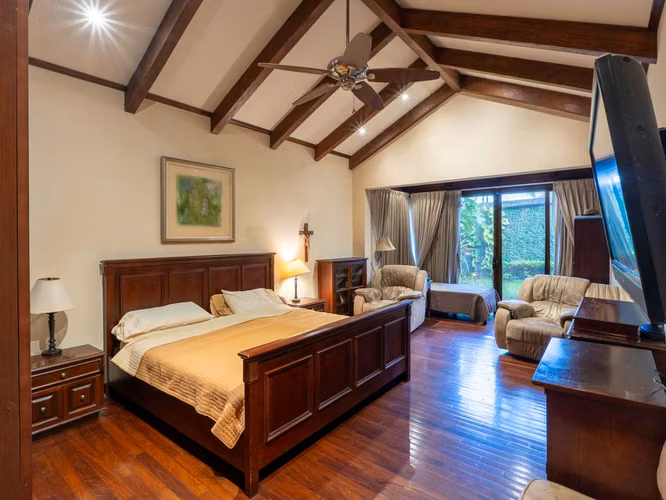 VENTA DE CASA EN CERRO ALTO DE UNA PLANTA