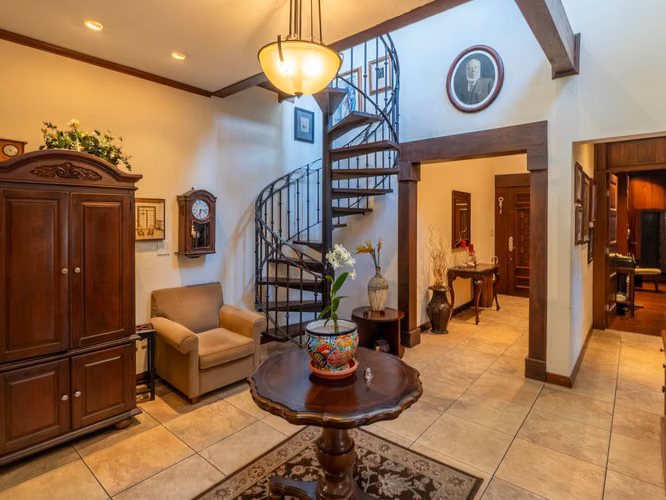 VENTA DE CASA EN CERRO ALTO DE UNA PLANTA