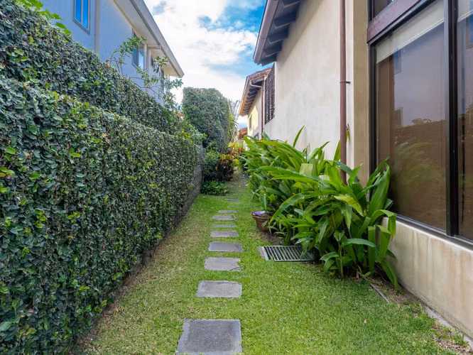 VENTA DE CASA EN CERRO ALTO DE UNA PLANTA