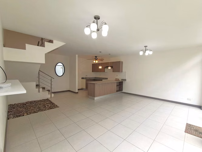 Venta de hermosa casa de en San Miguel de Santo Domingo Heredia. - Imagen 7