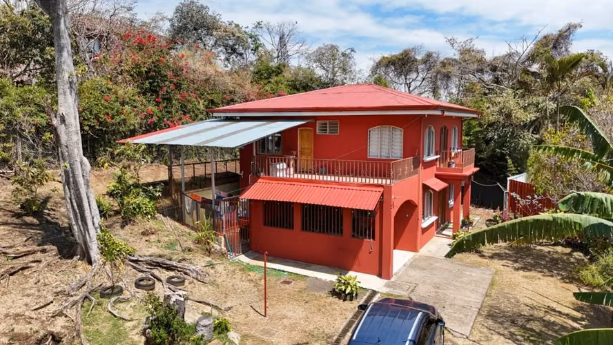 Venta de dos casas en amplio terreno en Escazú - Imagen 5