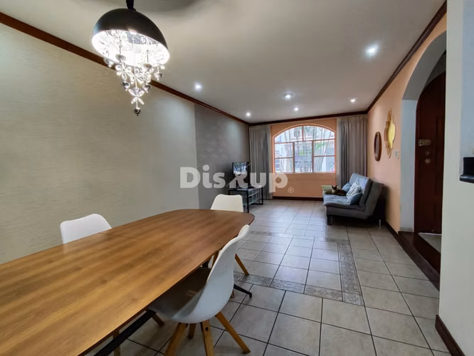 Venta de casa de 3 habitaciones en Residencial El Prado, Curridabat - Imagen 2