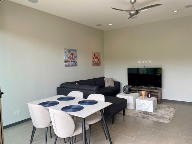 APARTAMENTO MODERNO AMPLIO Y CON MUEBLES