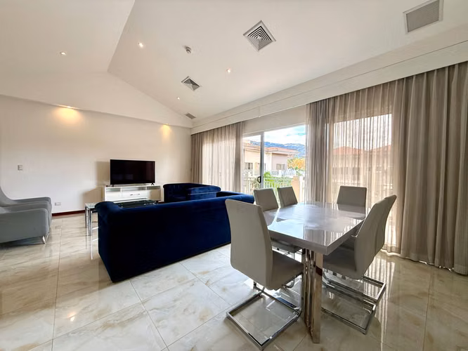 ALQUILER DE APARTAMENTO AMUEBLADO EN CONDOMINIO ESCAZU STATE