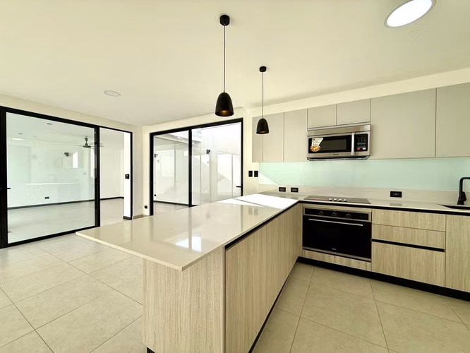 ALQUILER DE CASA EN CONDOMINIO LINDORA VILLAGE - Imagen 4