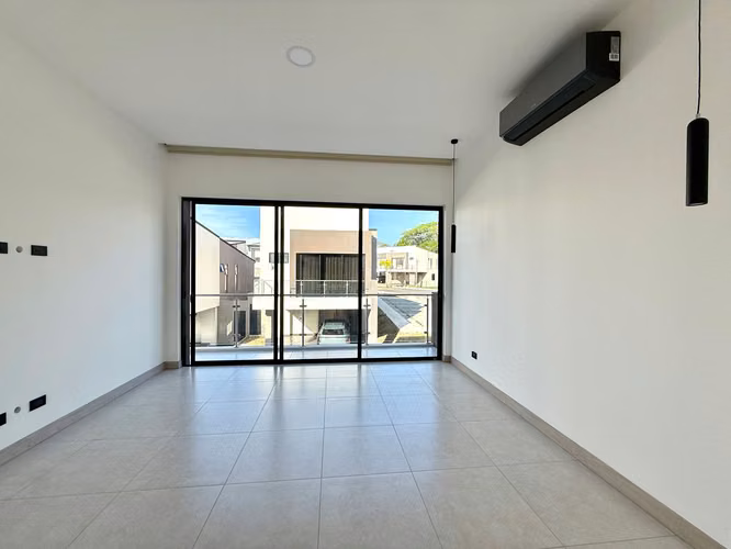 ALQUILER DE CASA EN CONDOMINIO LINDORA VILLAGE - Imagen 12