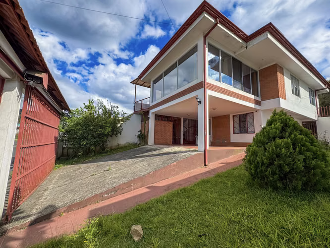 Se Vende Casa Valle Orosi Cartago JLBR