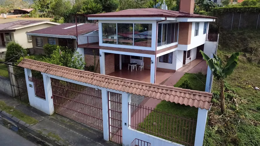 Se Vende Casa Valle Orosi Cartago JLBR