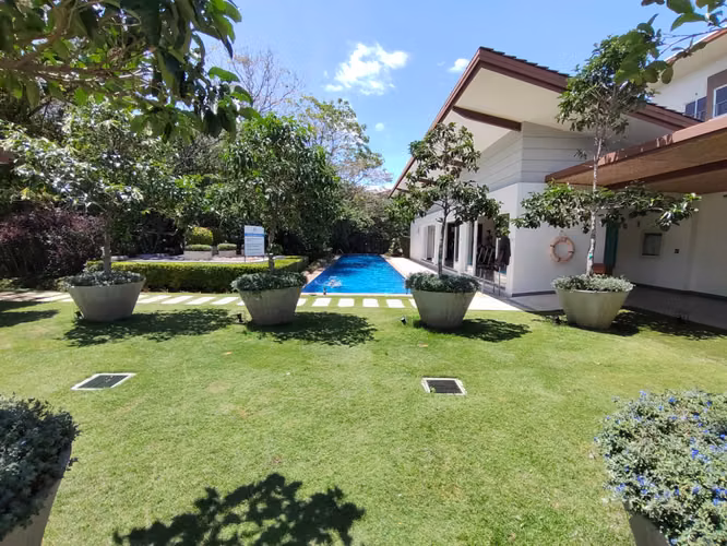 DISTRITO 4-y, full amueblado, hermoso-amplio-lujo 99m2, 2 hab, 2 baños, A/C-vista, ubicacion. - Imagen 16