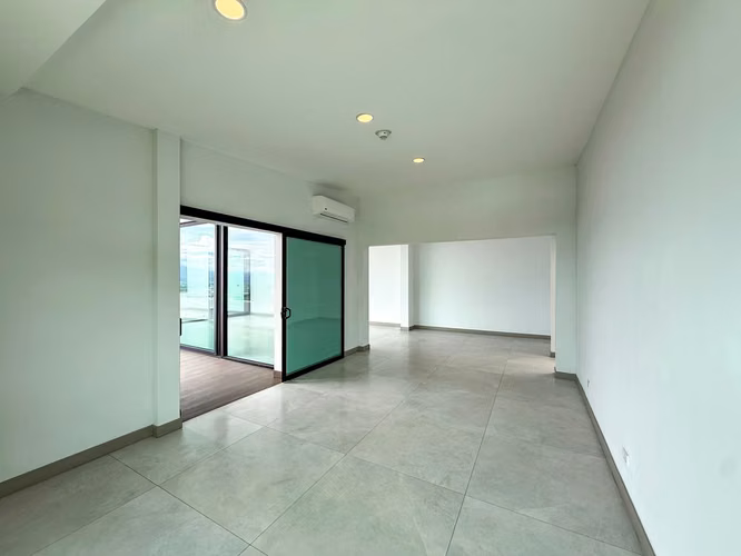 VENTA DE PENTHOUSE EN SENDEROS DE CHIRCÁ - ESCAZÚ