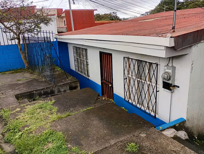 Se vende propiedad con 13 apartamentos. - Imagen 2