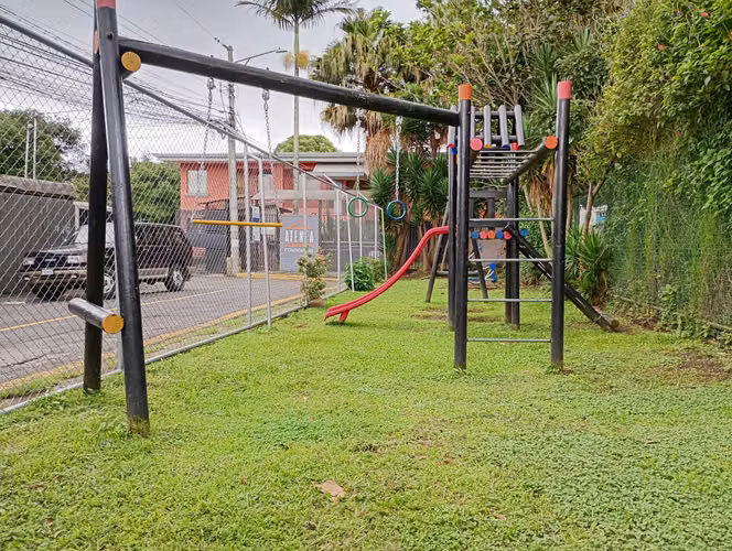 Se vende propiedad con 13 apartamentos. - Imagen 8