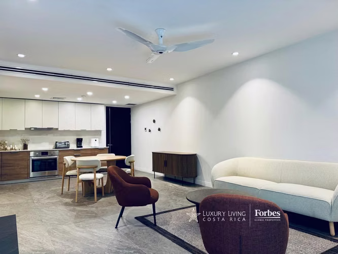 21385 -Loft remodelado, amueblado, balcón doble, amenidades exclusivas - Imagen 3