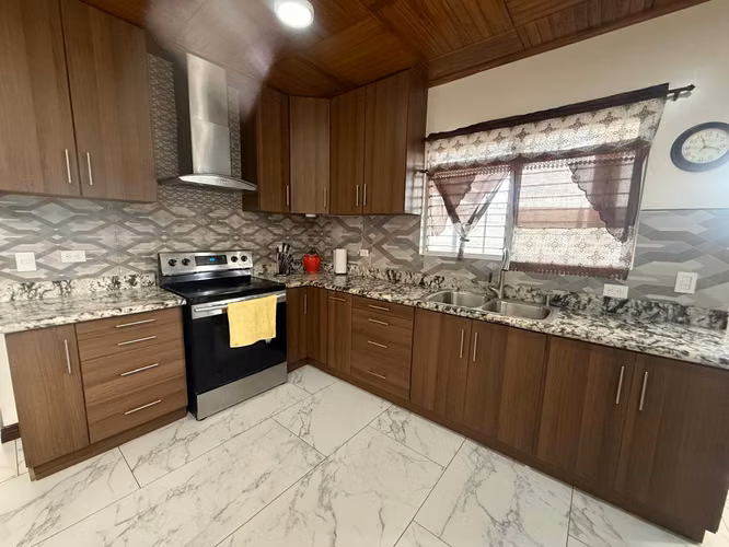 SE VENDE CASA LOS ANGELES DE SANTO DOMINGO HEREDIA