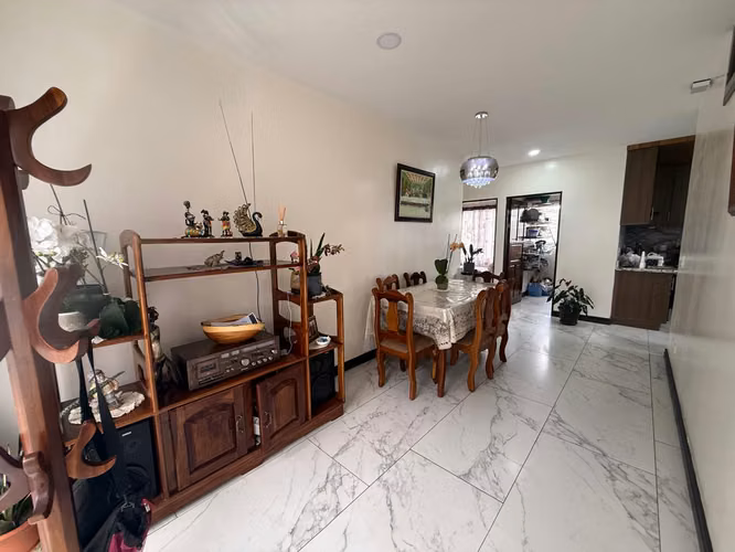 SE VENDE CASA LOS ANGELES DE SANTO DOMINGO HEREDIA