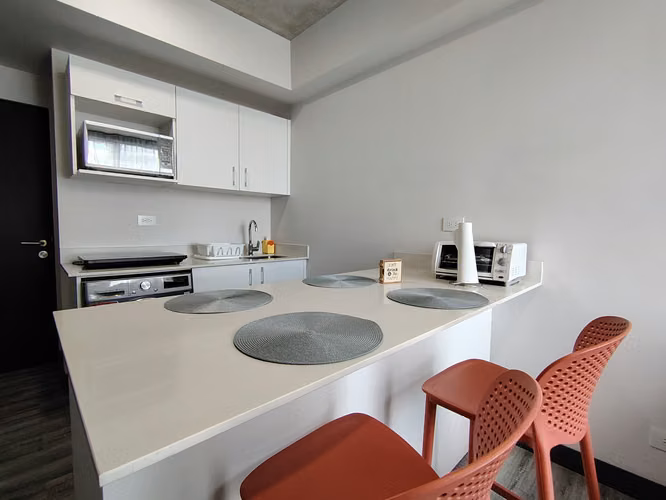 Venta de apartamento de 1 habitación en La Sabana - Imagen 2