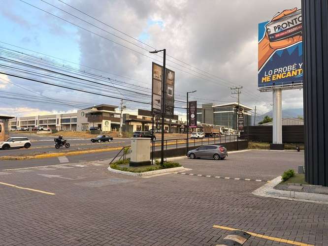 Venta | Local Comercial 121 m² en Lindora, Santa Ana – $185K / ID26324