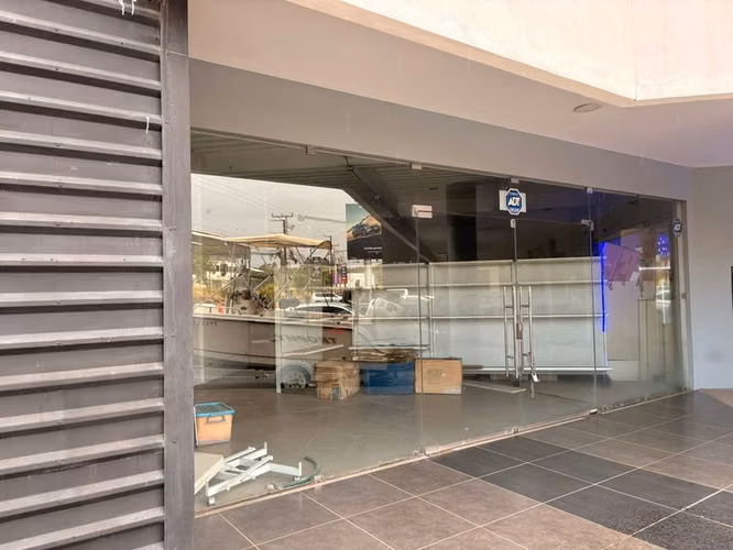 ¡Rebajado! Local Comercial de 121m² en Planta Baja, Lindora, Santa Ana ID26324