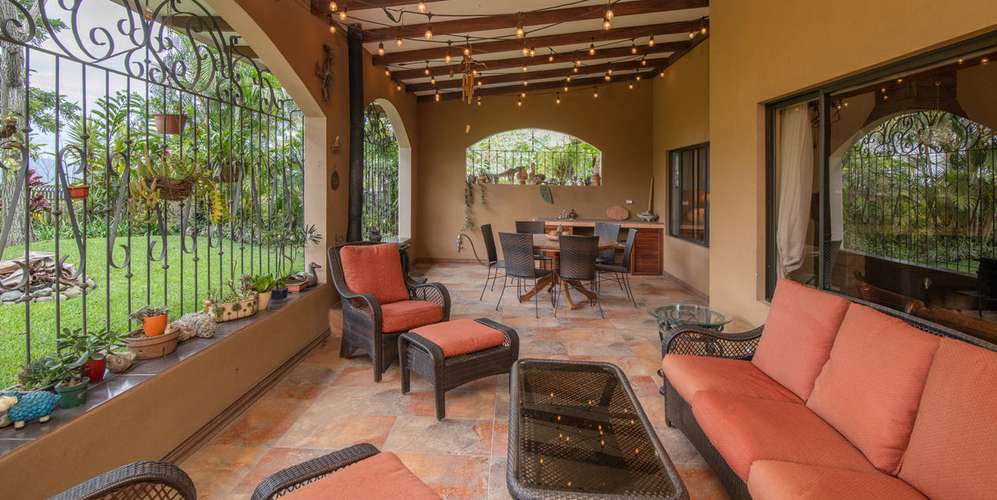 Casa 4 habs en Tres Ríos Lakota - terraza amplia y áreas verdes - Imagen 5