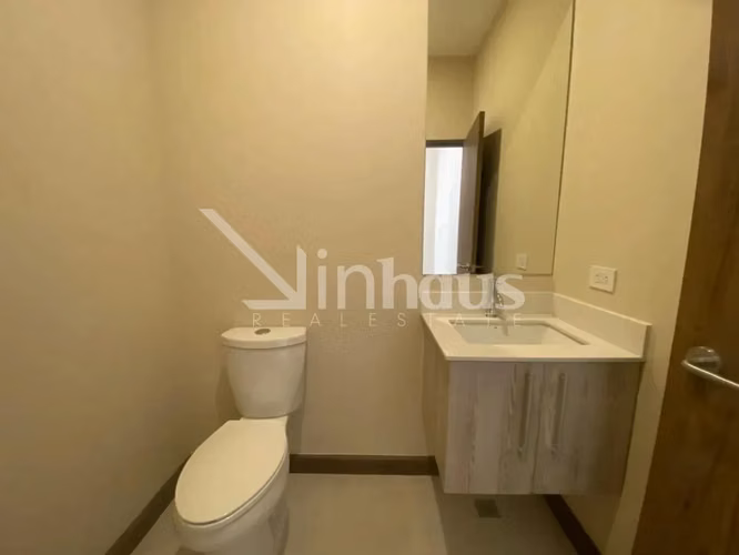 Alquiler de apartamento con hermosa vista - Imagen 7