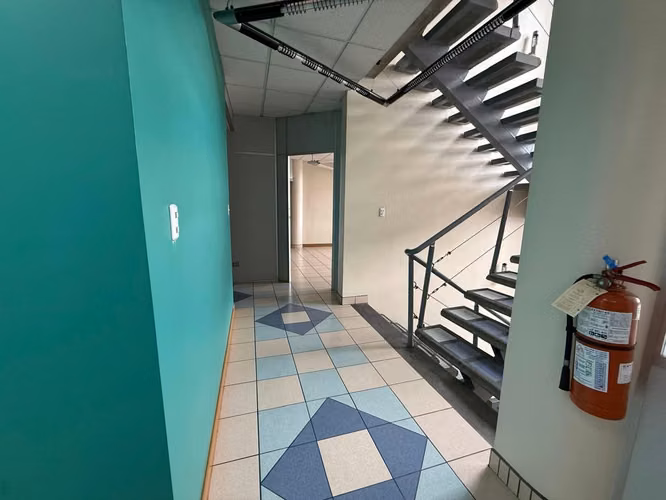 SE ALQUILA EDIFICIO COMERCIAL CURRIDABAT