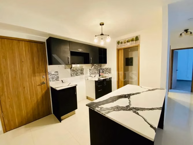 Venta de apartamento en condominio en Rio Oro Santa Ana - Imagen 1