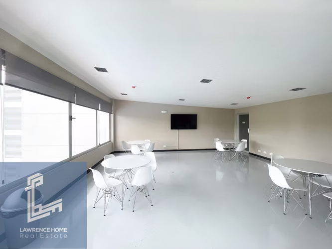 APARTAMENTO GRANDE DE 3 HABITACIONES EN ROHRMOSER AMUEBLADO