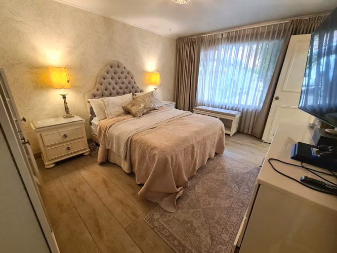 Venta de encantadoraa casa de un nivel, ubicada en Escazú, San José
