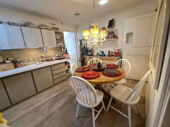 Venta de encantadoraa casa de un nivel, ubicada en Escazú, San José