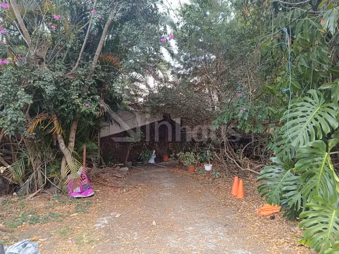 Venta de lote comercial plano en Bello Horizonte Escazu - Imagen 10