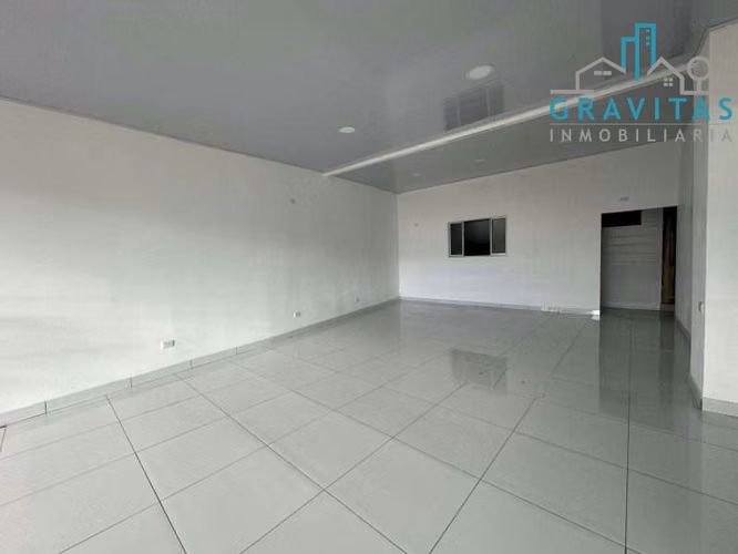 Alquiler de casa en San Pedro | USO COMERCIAL | 5 parqueos | F 568