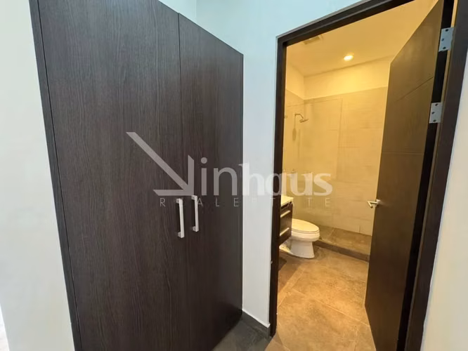 Se vende apartamento de dos habitaciones en Guachipelín, Escazú