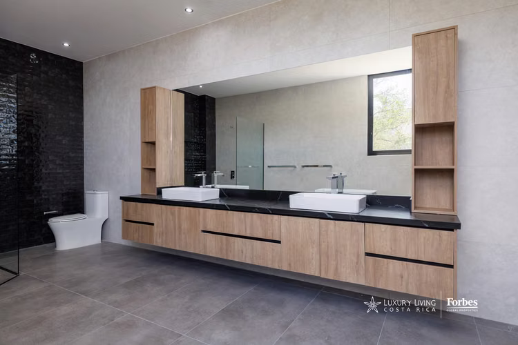 21388 - Apartamento 4 hab, amenidades de lujo en Cerro Alto, Escazú