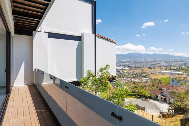 21388 - Apartamento 4 hab, amenidades de lujo en Cerro Alto, Escazú