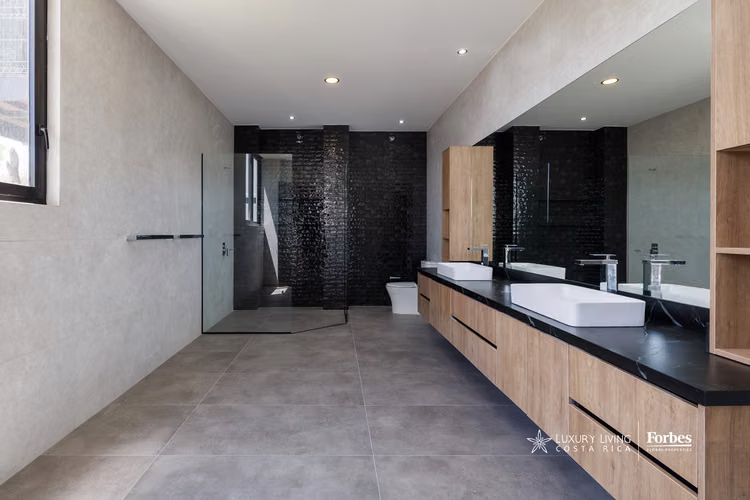 21388 - Apartamento 4 hab, amenidades de lujo en Cerro Alto, Escazú