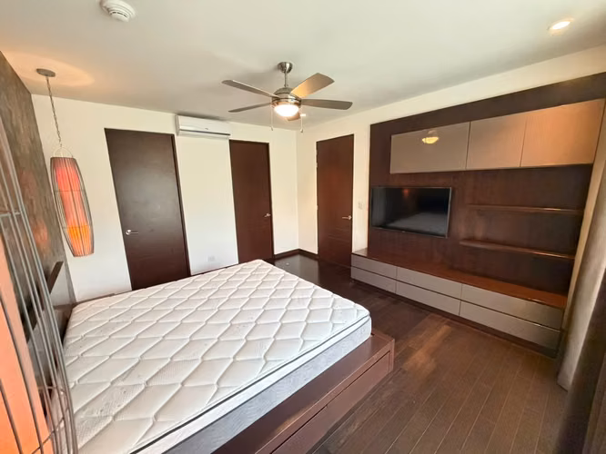 Alquiler apartamento en Condominio Distrito 4 Escazú, AMOBLADO.