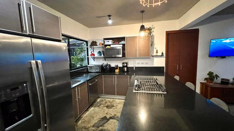 Venta de hermosa casa en condominio 5Loft- Urbanización La Caraña Piedades, Santa Ana - Imagen 7